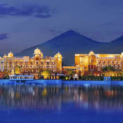 The Leela Palace Udaipur: A Majestic Lakeside Masterpiece